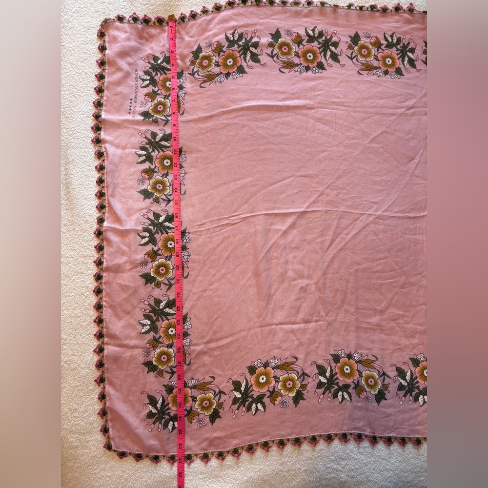 Vintage Turkish Cotton Oya Scarf, Pink Floral Print with Pink Green Lace Trim - Picture 8 of 11